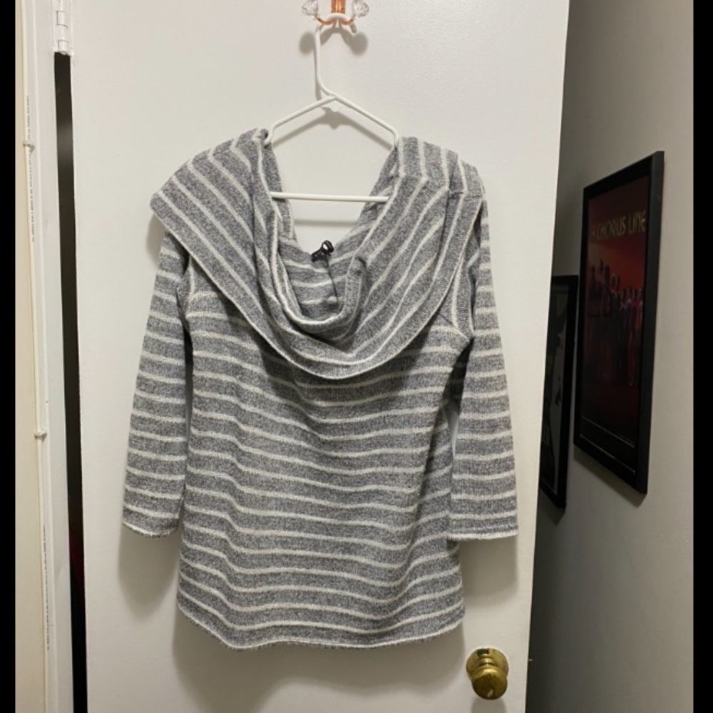 EUC Lane Bryant grey and white stripe cowl sweater